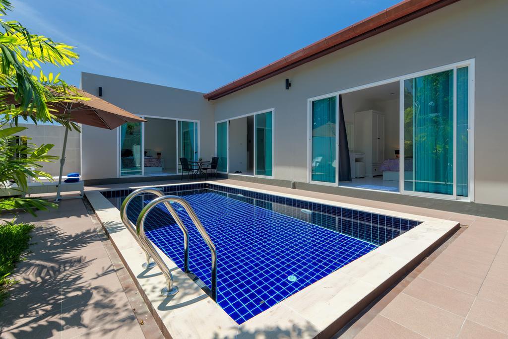 Private New Pool Villa Near Laguna Бангтао-Біч Екстер'єр фото