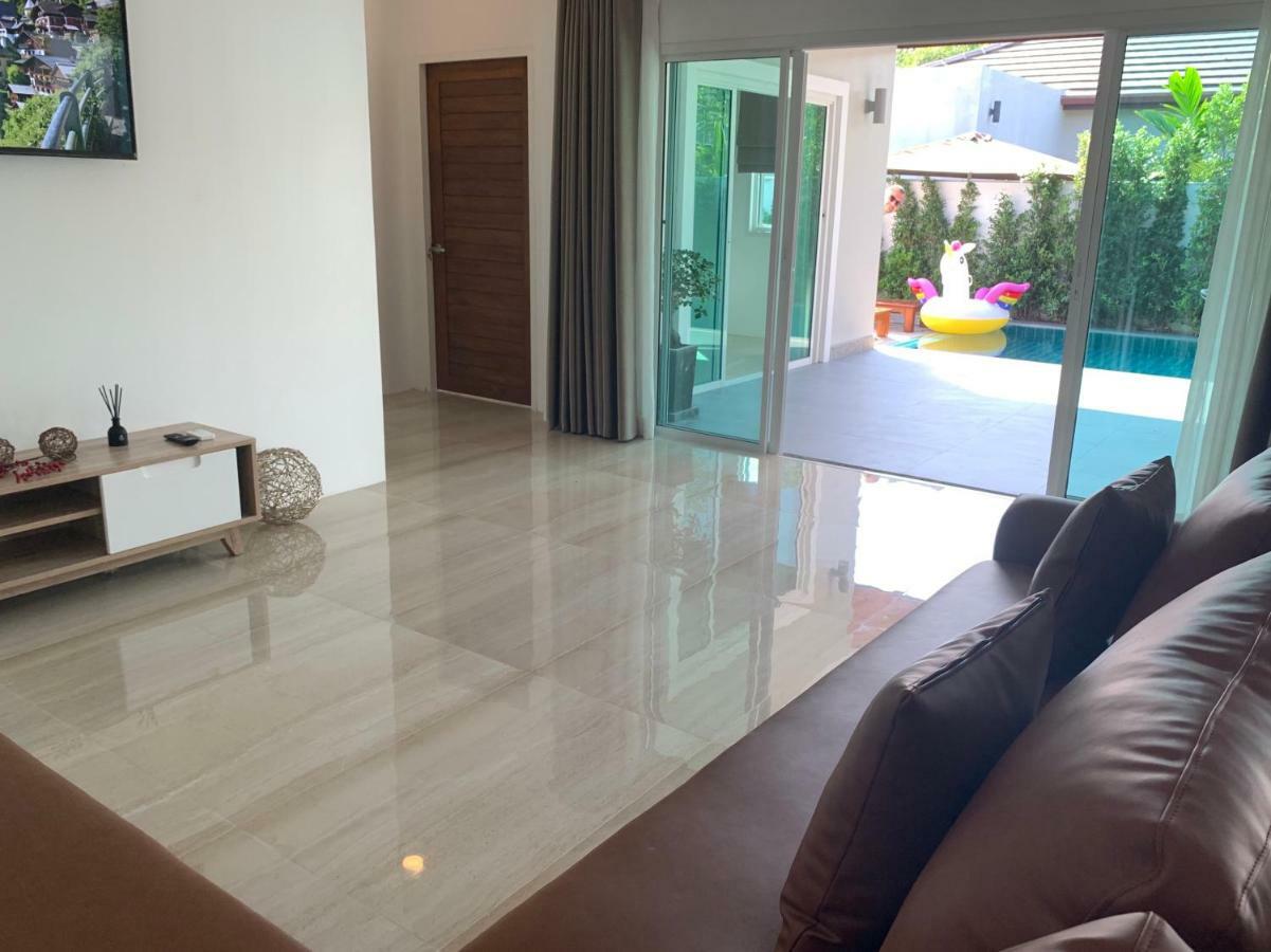 Private New Pool Villa Near Laguna Бангтао-Біч Екстер'єр фото